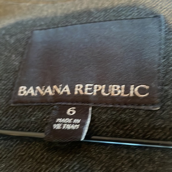 Grey Banana Republic Blazer, size 6 - Picture 3 of 3